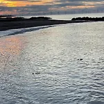 بيت للعطل Tranquil Haven Near
